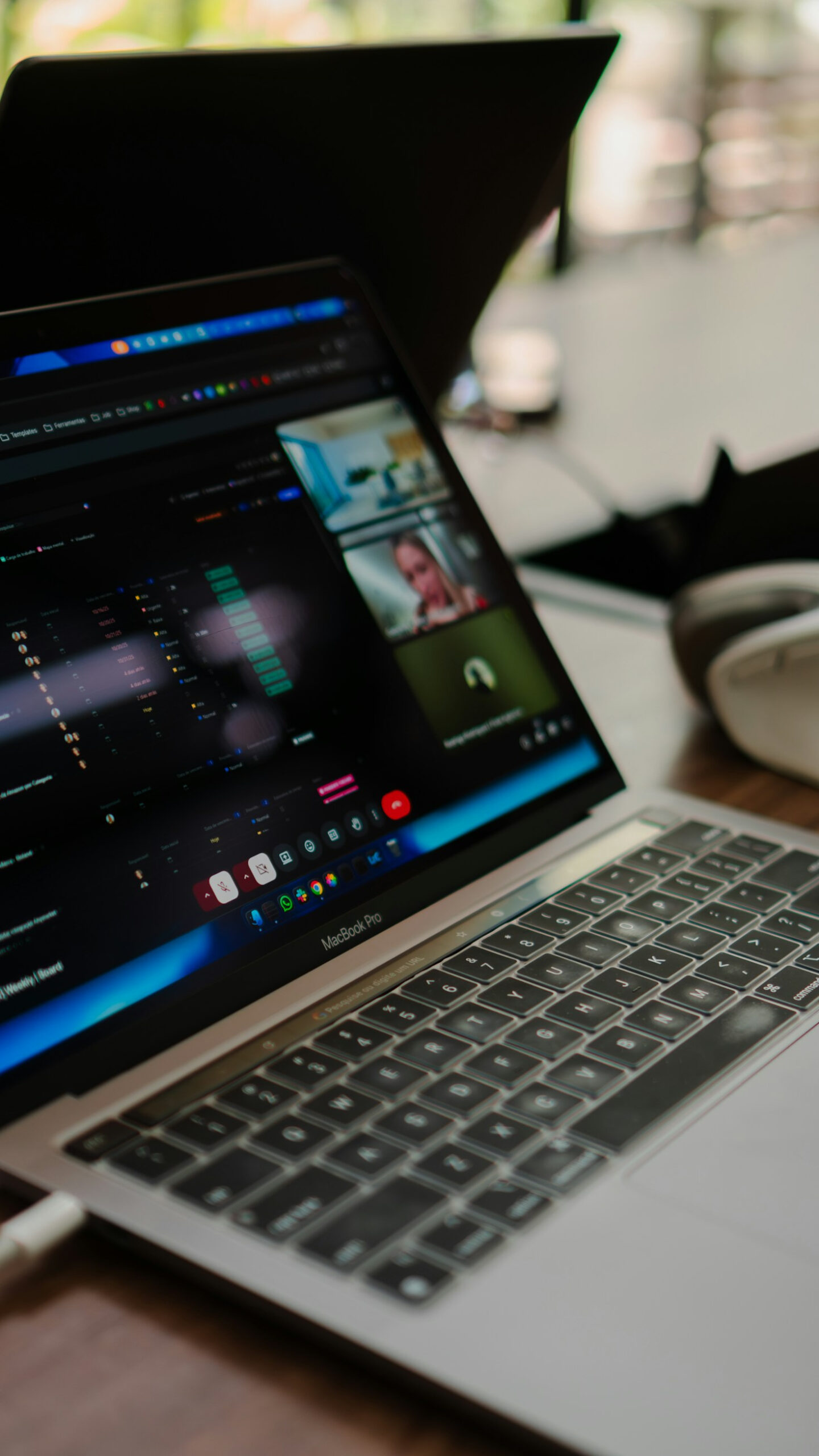 The Power of Storytelling in Workplace Dynamics